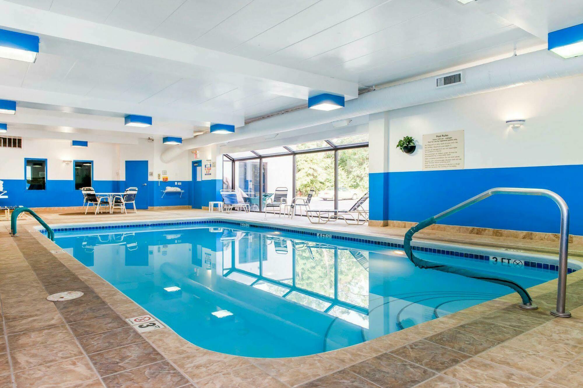 Comfort Inn Oxford - University Area Exterior foto